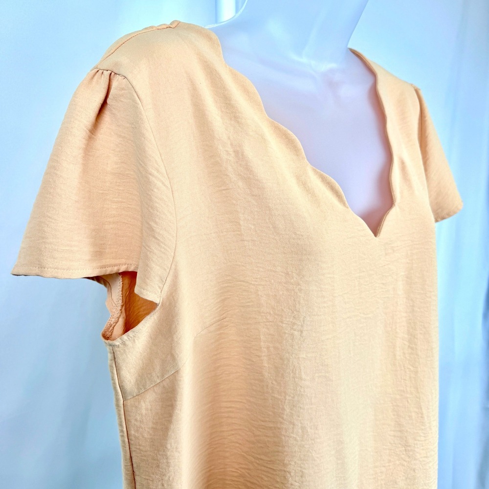 Basil & Lola Peach Scallop Neck Blouse L Flutter Sleeve Casual Office Top Women - Picture 3 of 8
